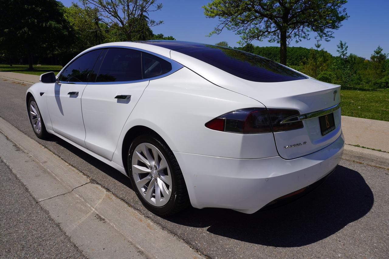 2017 Tesla Model S 90D / 1 OWNER / NO ACCIDENTS / MUST SEE Photo2