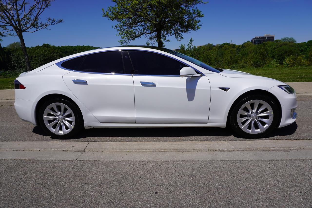 2017 Tesla Model S 90D / 1 OWNER / NO ACCIDENTS / MUST SEE Photo4