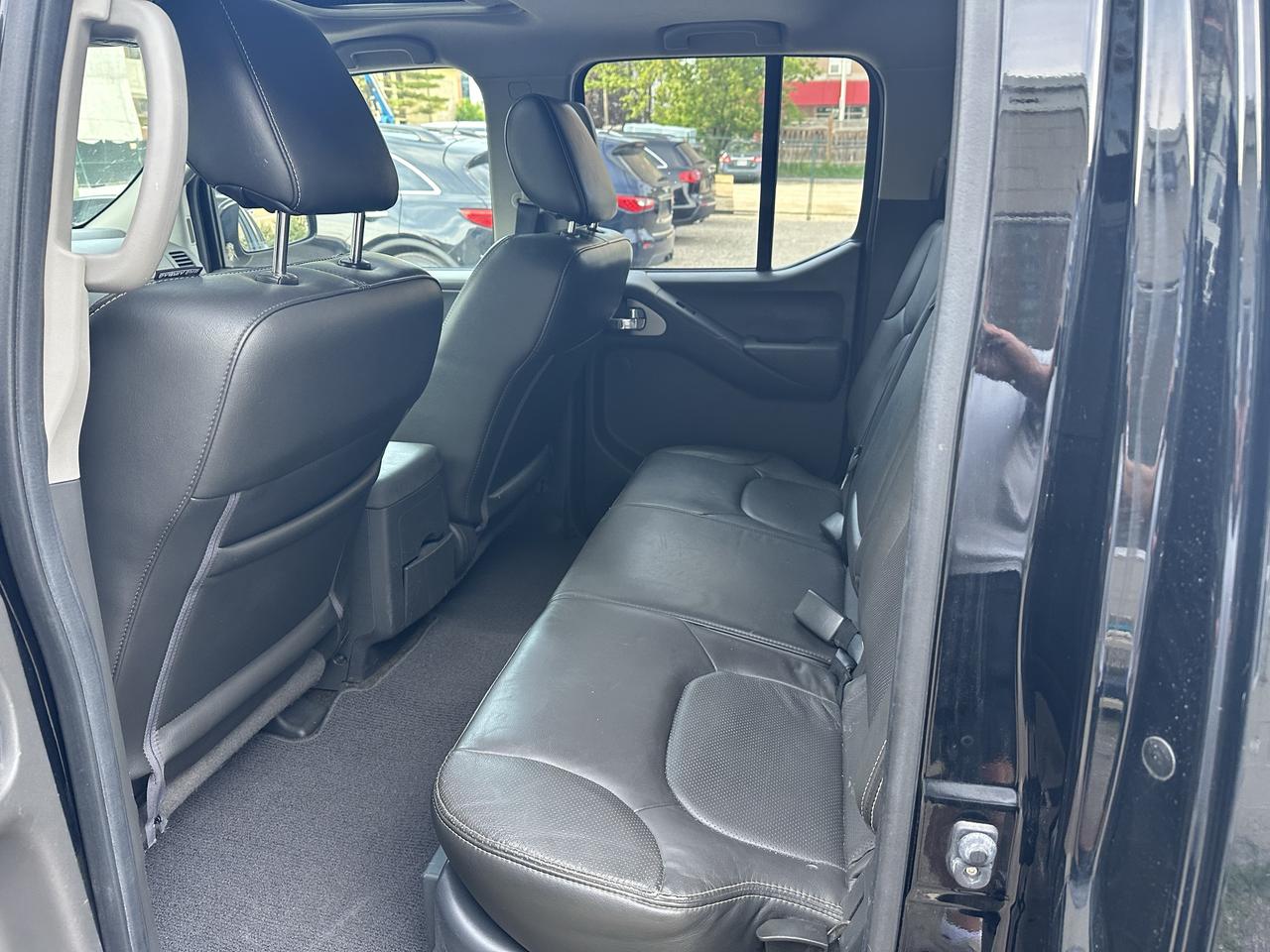 2014 Nissan Frontier 4WD CREW CAB SWB AUTO PRO-4X Photo