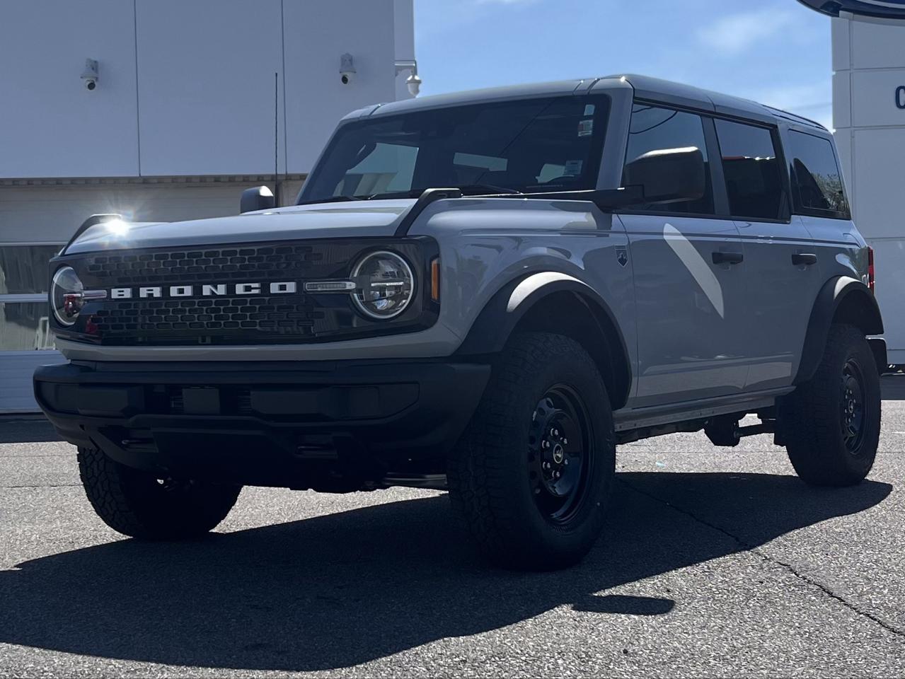 2026 Ford Bronco Big Bend 4 Door 4x4 Photo2