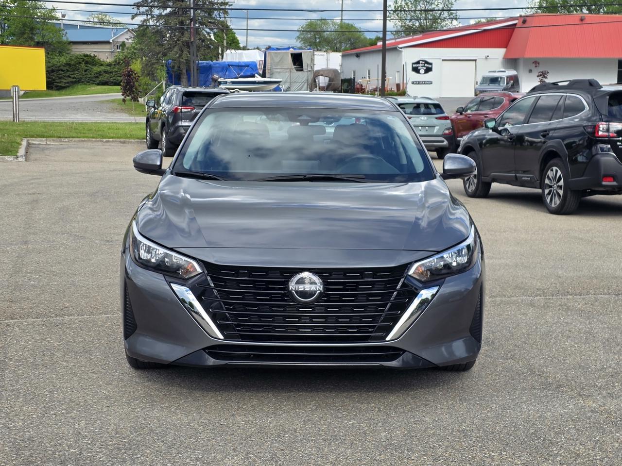 2024 Nissan Sentra SV Photo
