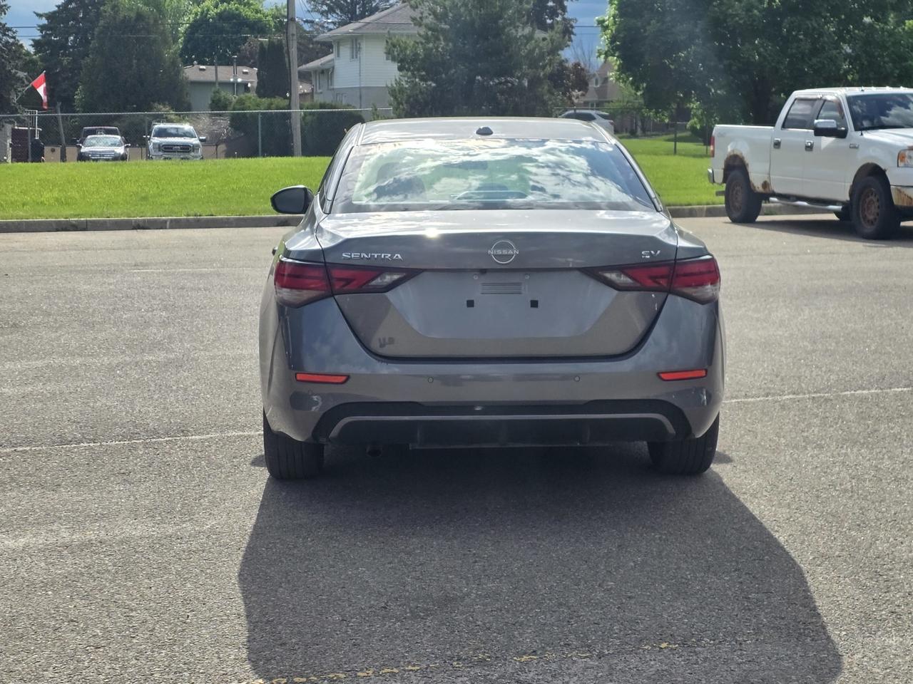 2024 Nissan Sentra SV Photo