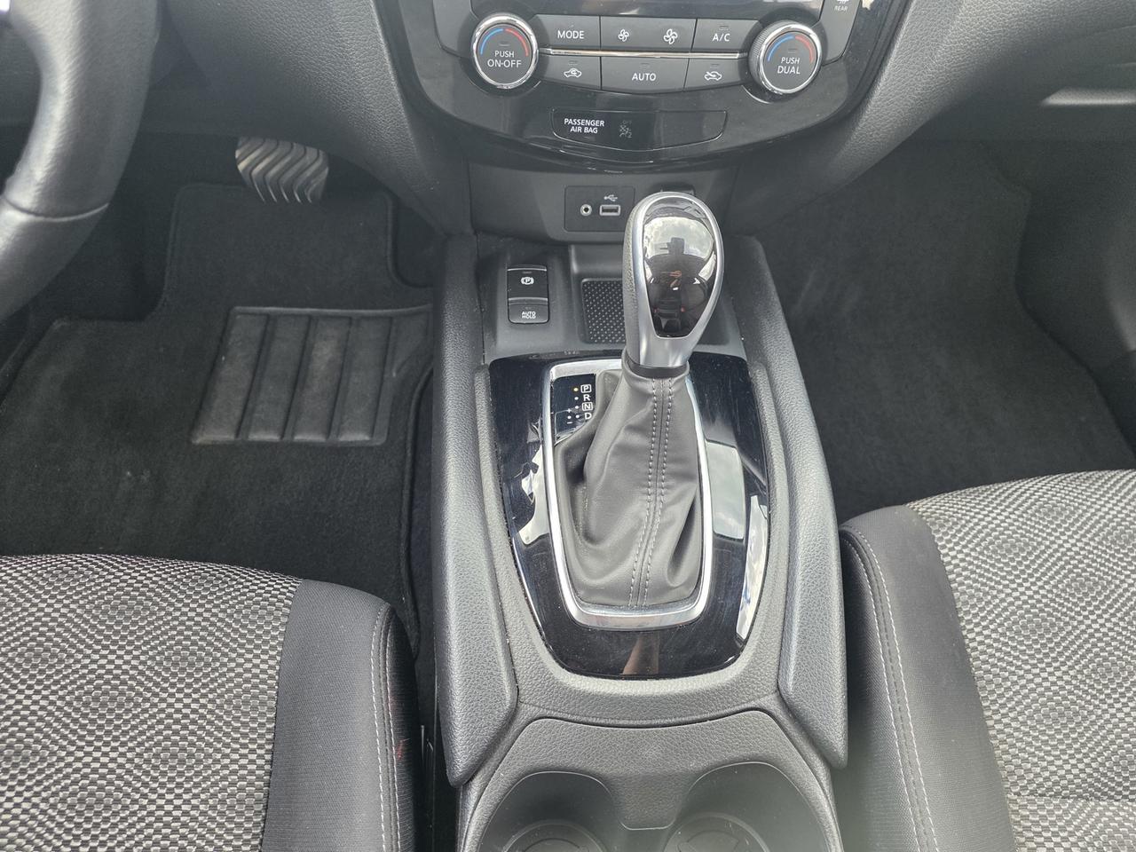 2023 Nissan Qashqai SV AWD Photo