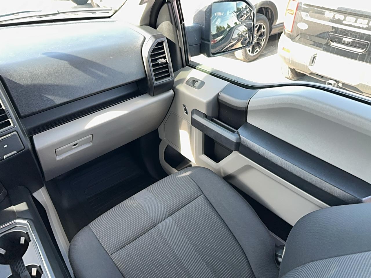 2019 Ford F-150 XL 4WD SUPERCAB 6.5' BOX Photo