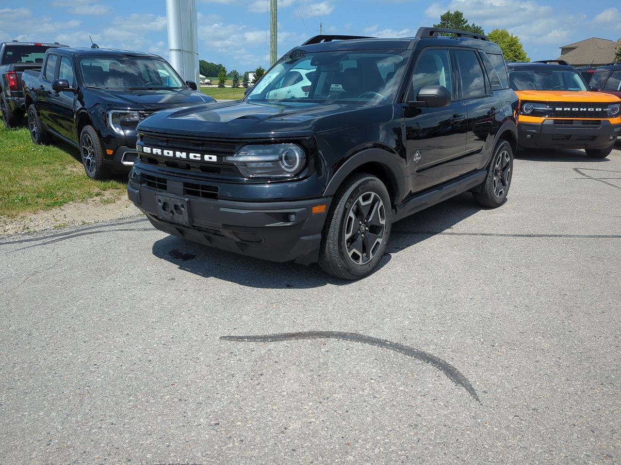 2022 Ford Bronco Sport Outer Banks 4x4 Photo0
