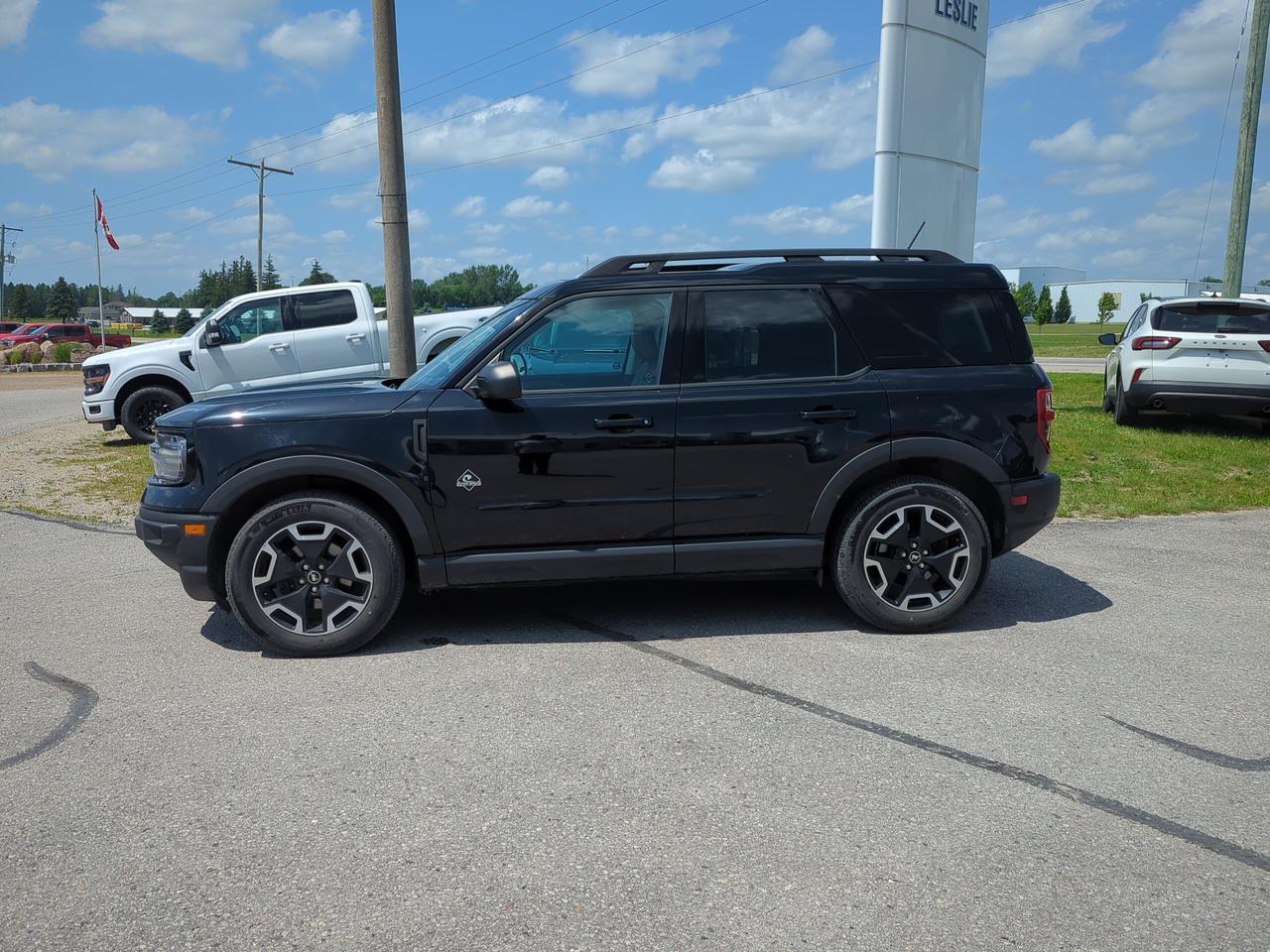 2022 Ford Bronco Sport Outer Banks 4x4 Photo2