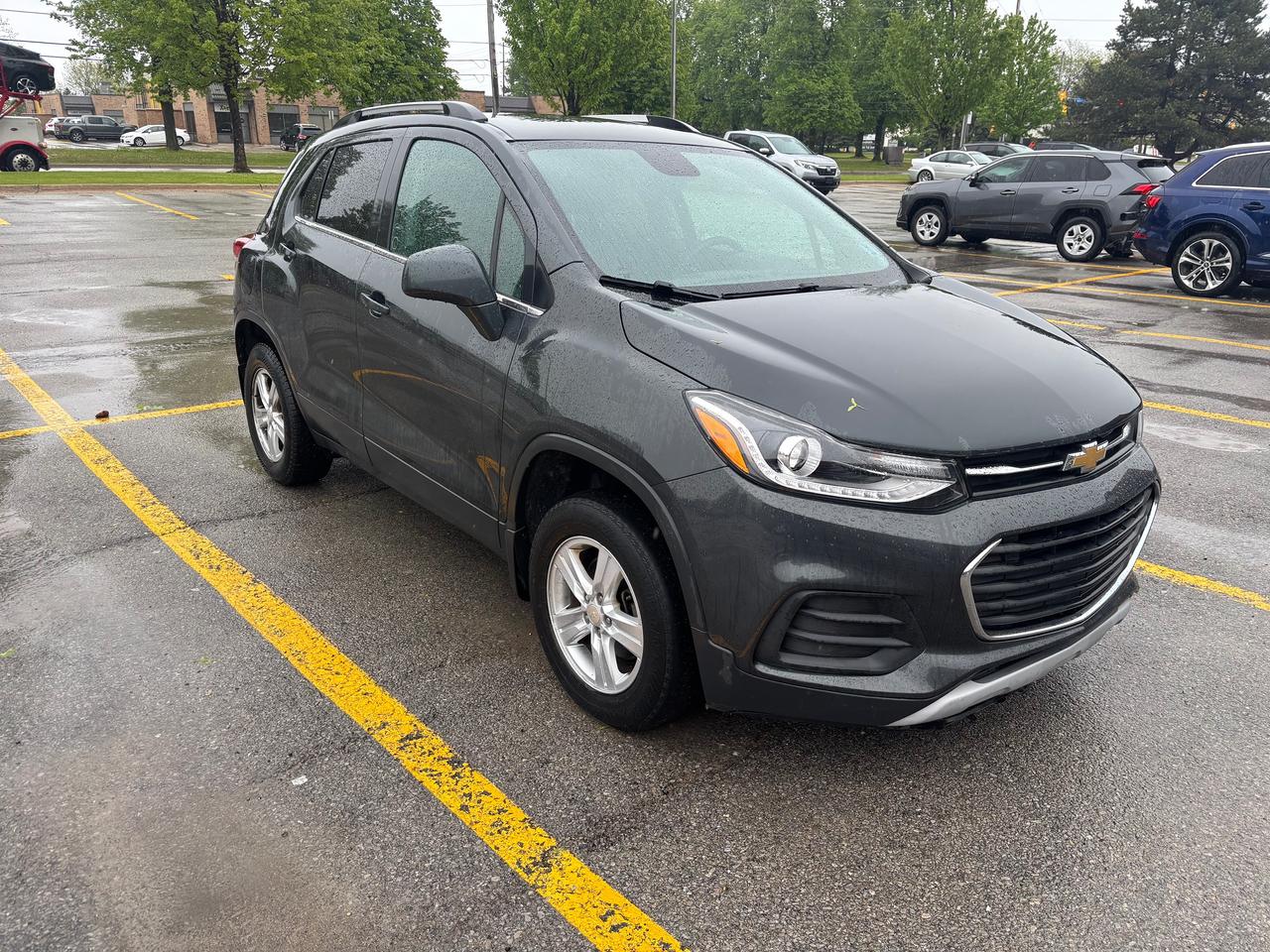 2018 Chevrolet Trax AWD 4dr LT Photo2