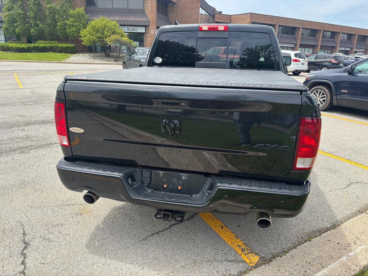 2018 RAM 1500 Big Horn 4x4 Crew Cab 5'7" Box Photo4