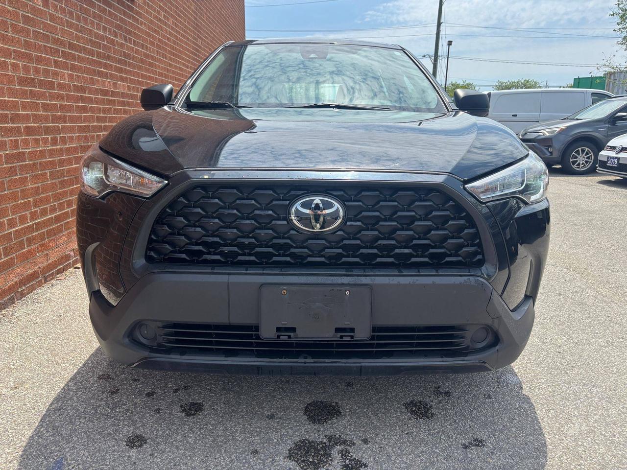 2022 Toyota Corolla Cross L AWD Photo
