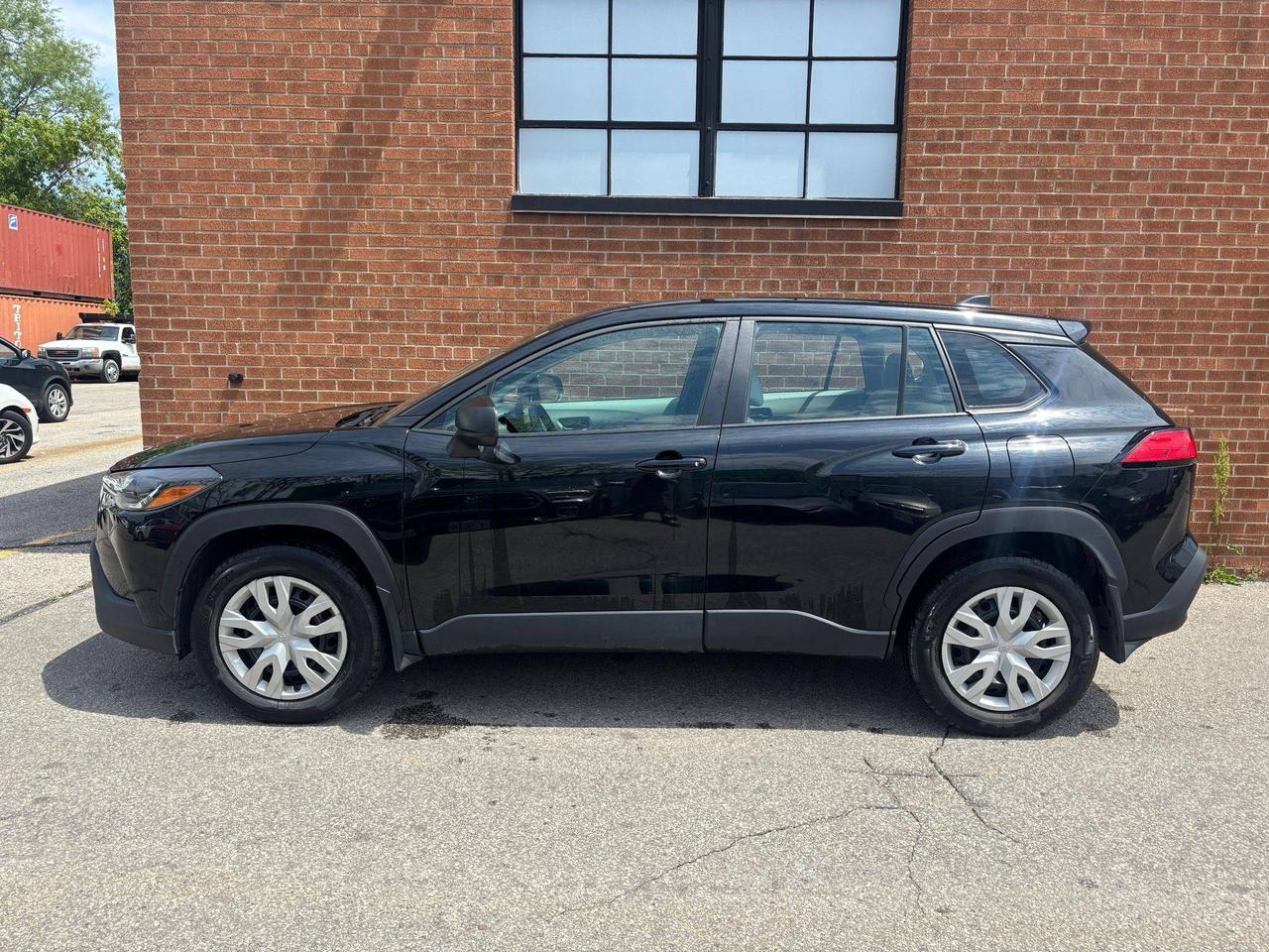 2022 Toyota Corolla Cross L AWD Photo