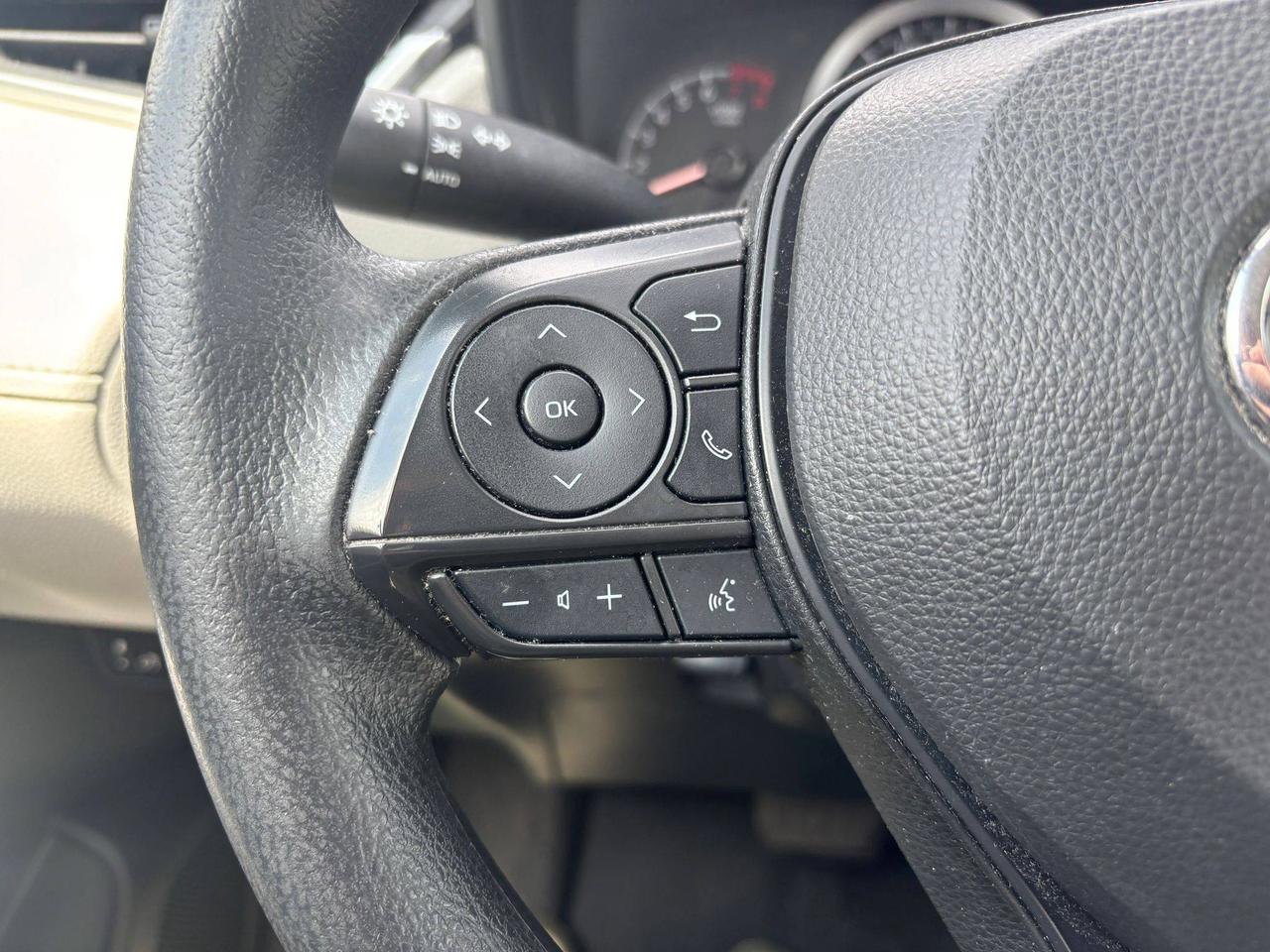 2022 Toyota Corolla Cross L AWD Photo