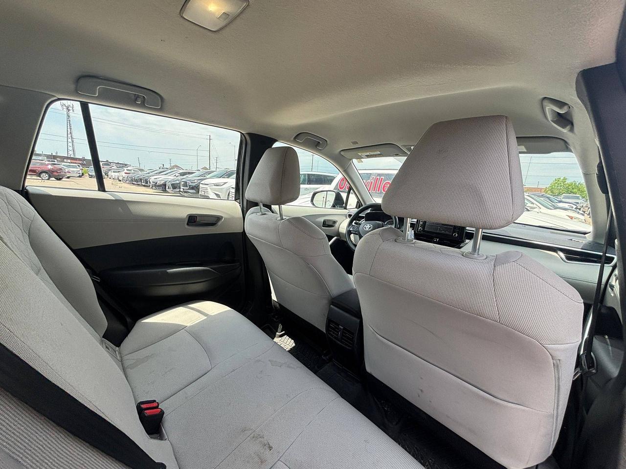 2022 Toyota Corolla Cross L AWD Photo