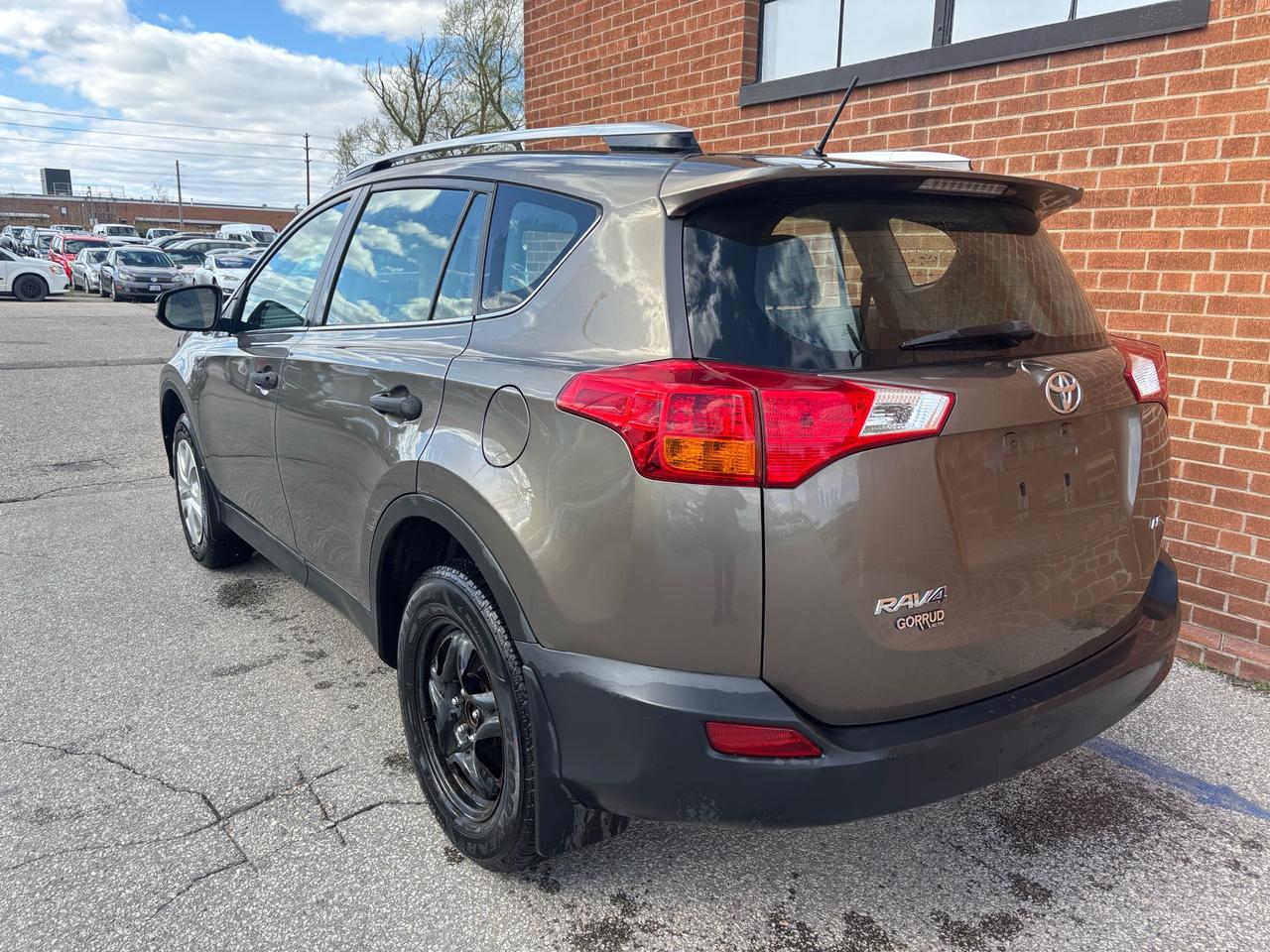 2013 Toyota RAV4 FWD 4dr LE Photo