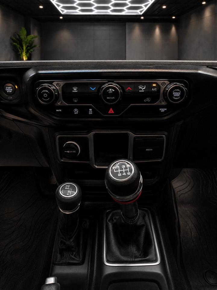 2022 Jeep Wrangler Willys Sport 4x4 Manual Photo