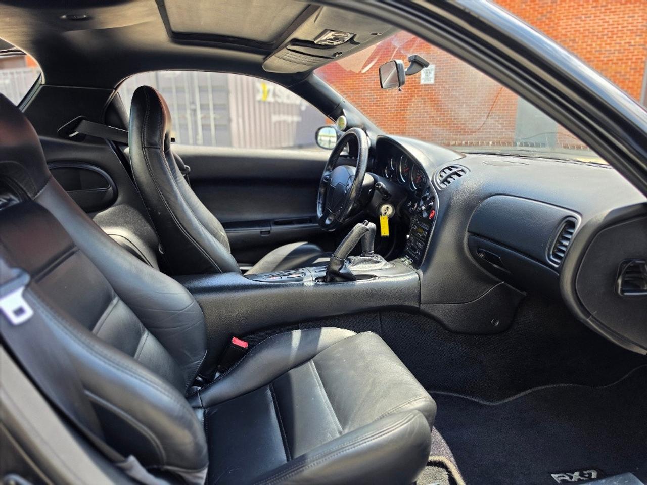 1993 Mazda RX-7 5 SPEED MANUAL-1 OWNER-NO ACCIDENTS-LEATHER-ROOF! Photo