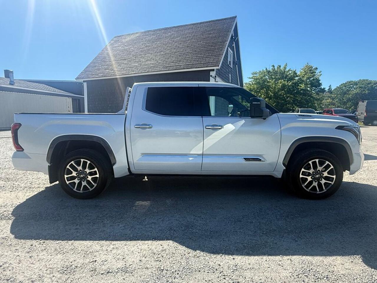 2026 Toyota Tundra CREWMAX PLATINUM/C Photo
