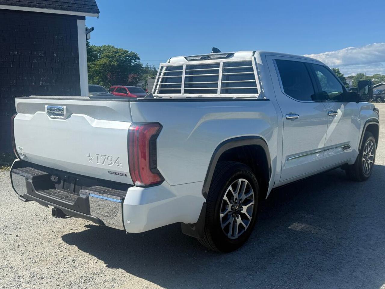 2026 Toyota Tundra CREWMAX PLATINUM/C Photo