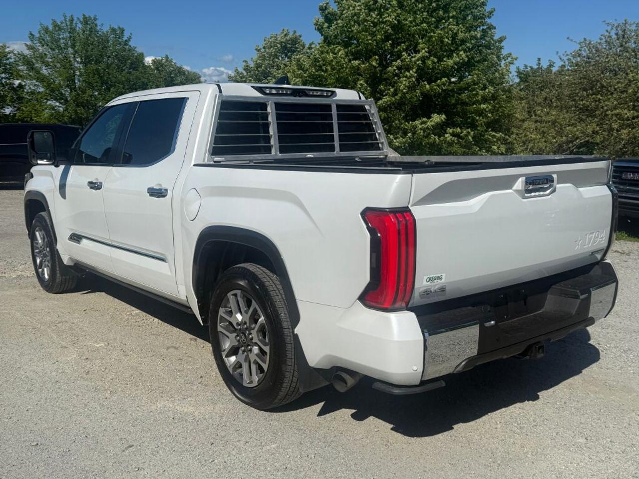 2026 Toyota Tundra CREWMAX PLATINUM/C Photo