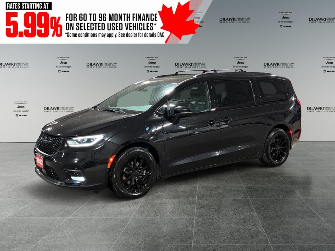 2022 Chrysler Pacifica Hybrid Limited 2WD Photo