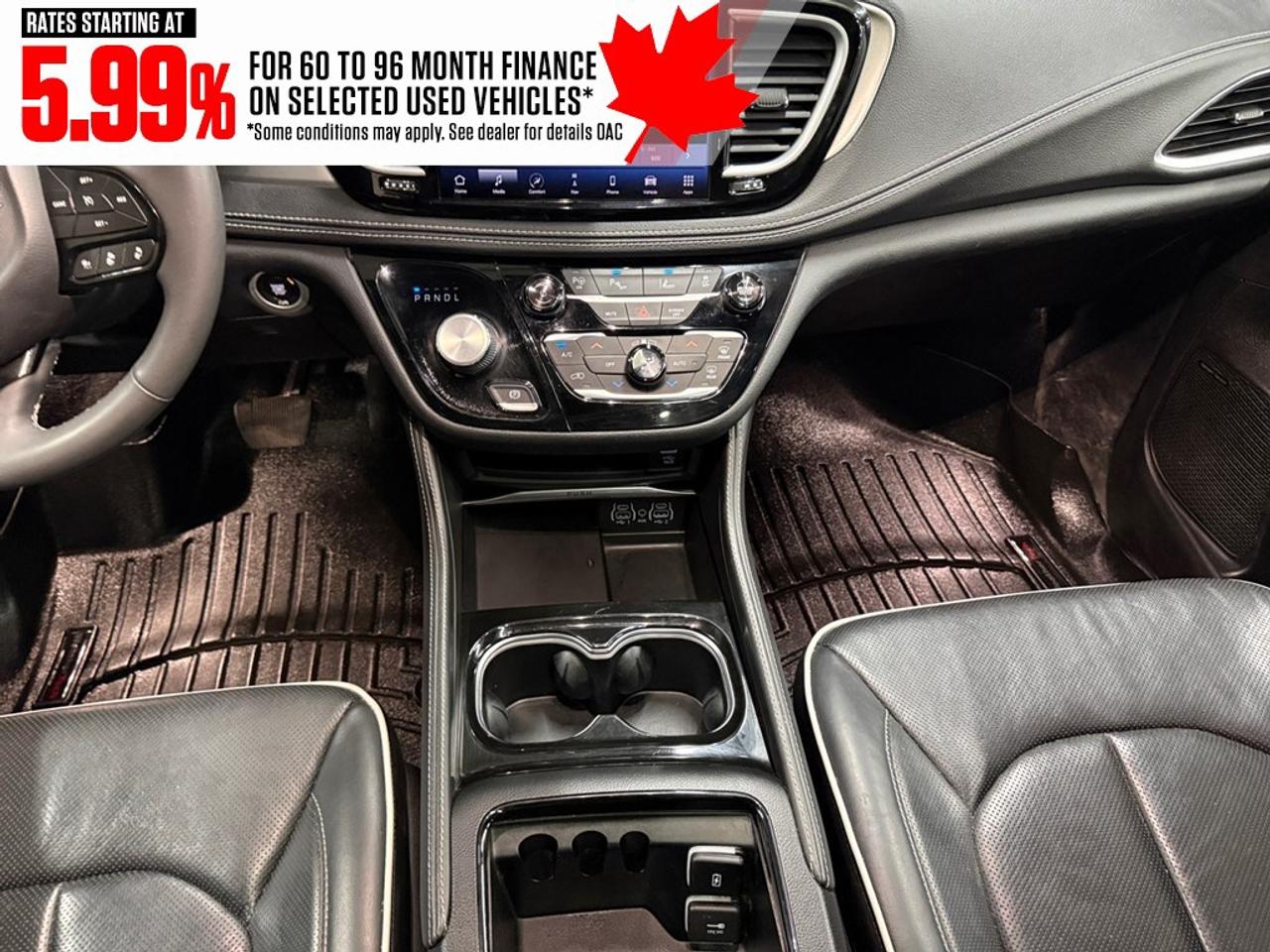 2022 Chrysler Pacifica Hybrid Limited 2WD Photo