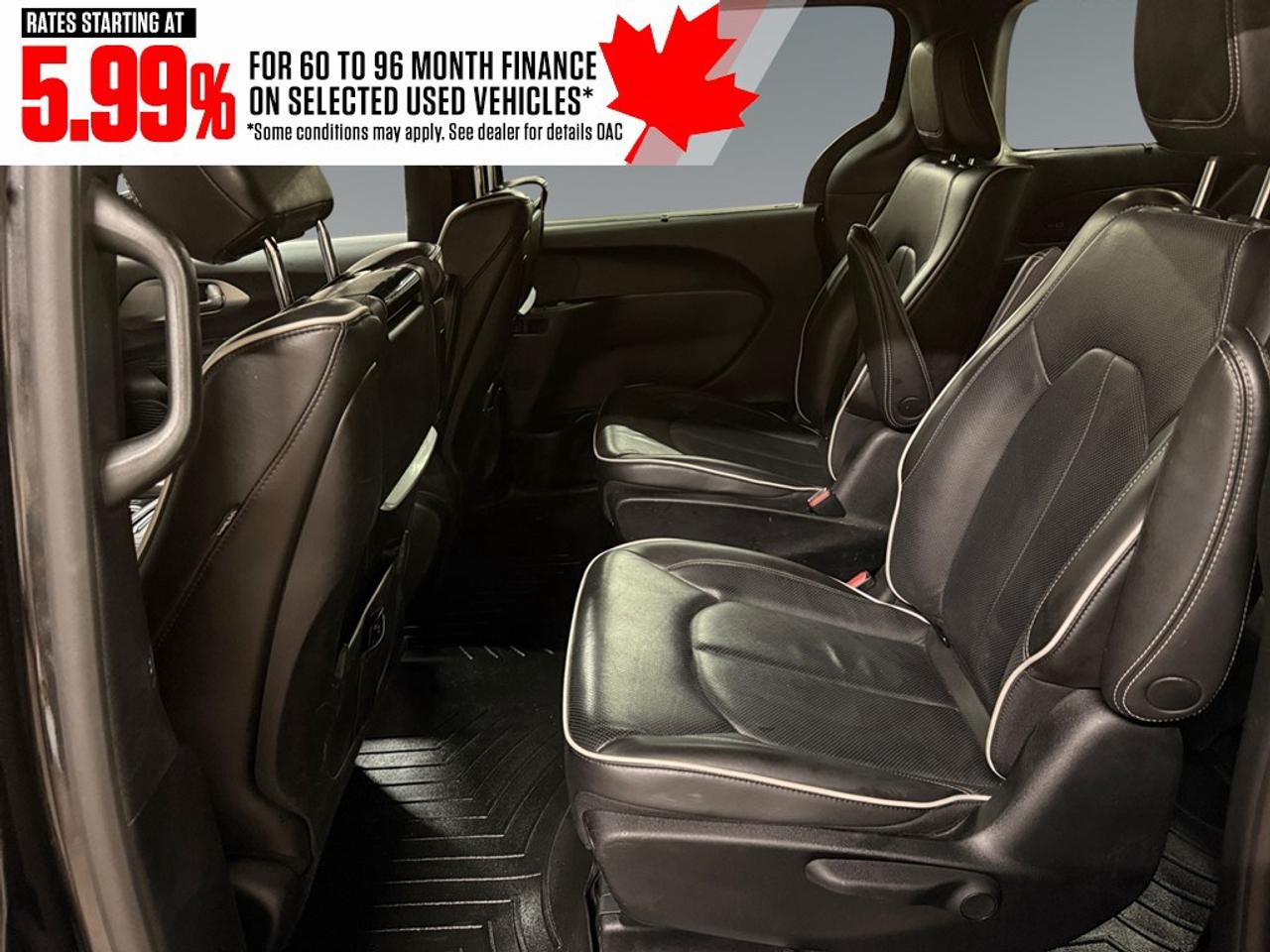 2022 Chrysler Pacifica Hybrid Limited 2WD Photo