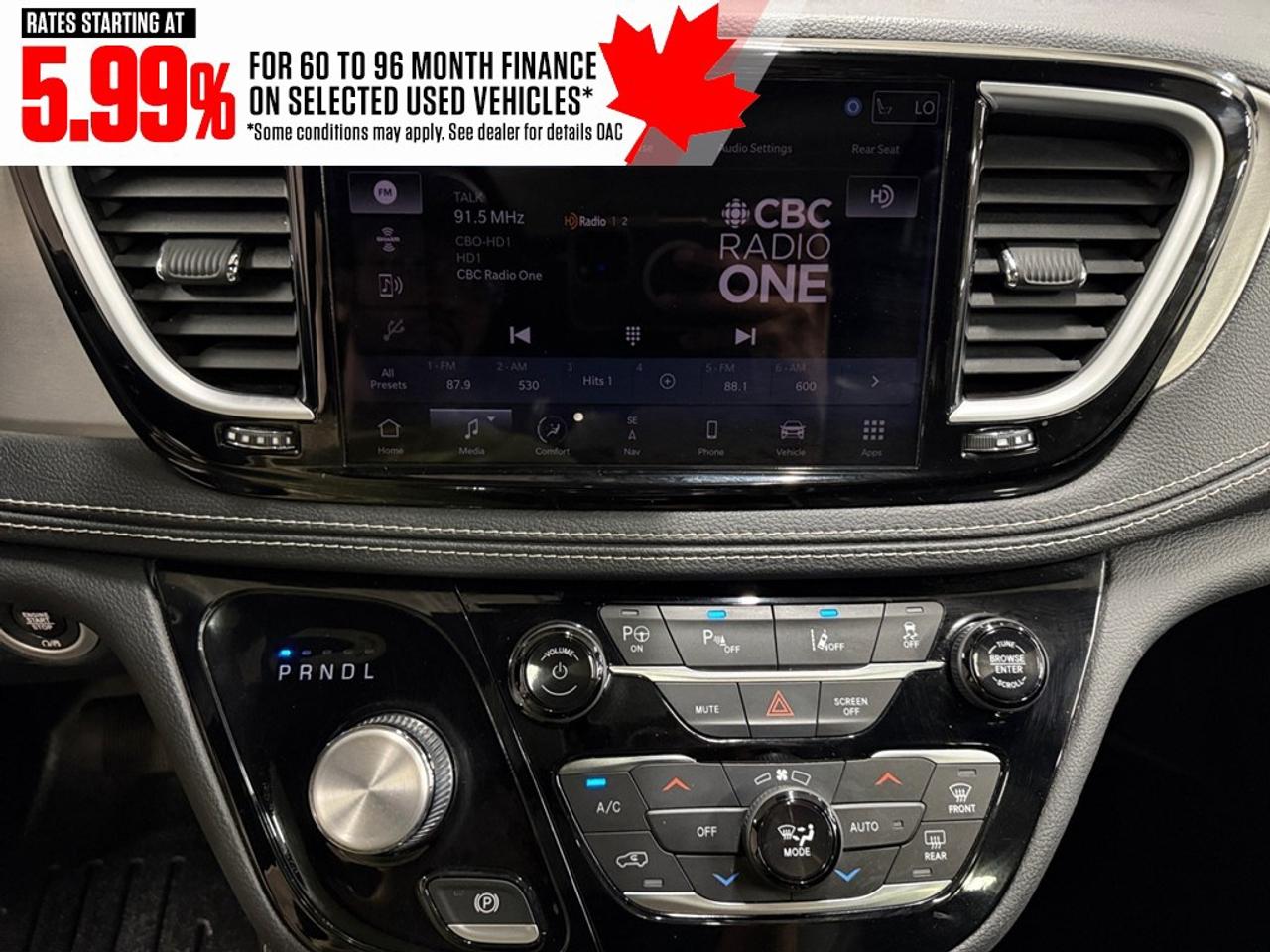 2022 Chrysler Pacifica Hybrid Limited 2WD Photo