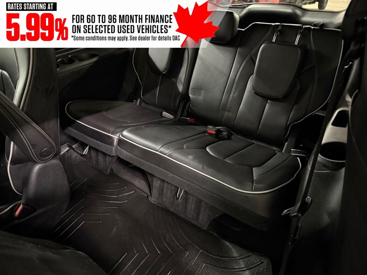 2022 Chrysler Pacifica Hybrid Limited 2WD Photo