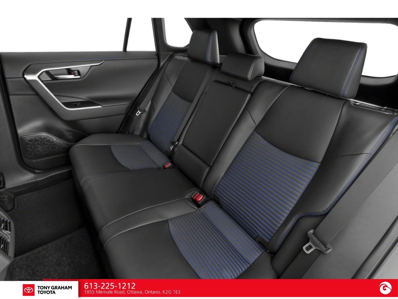 2025 Toyota RAV4 Hybrid XSE Photo