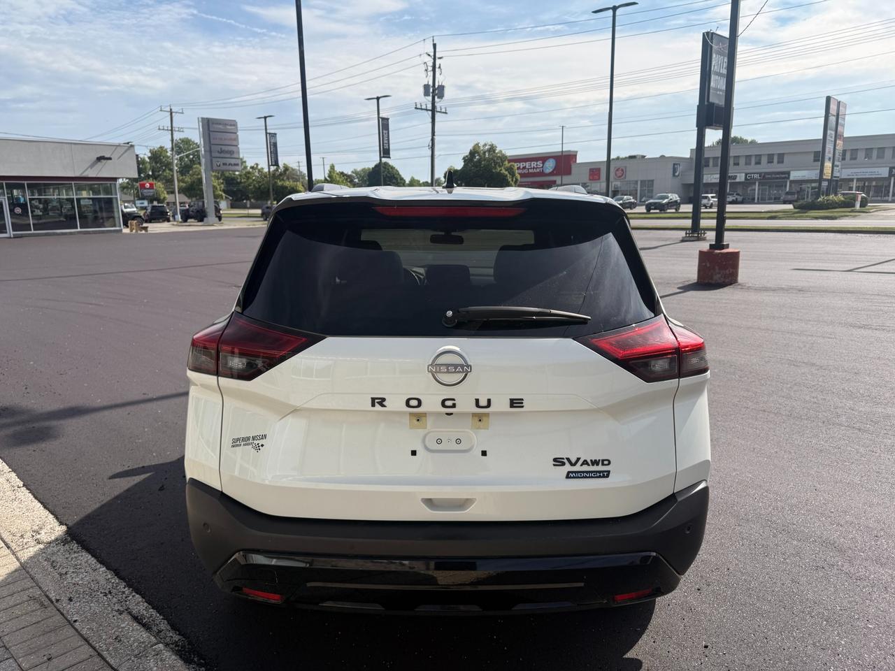 2023 Nissan Rogue SV MIDNIGHT EDITION Photo3