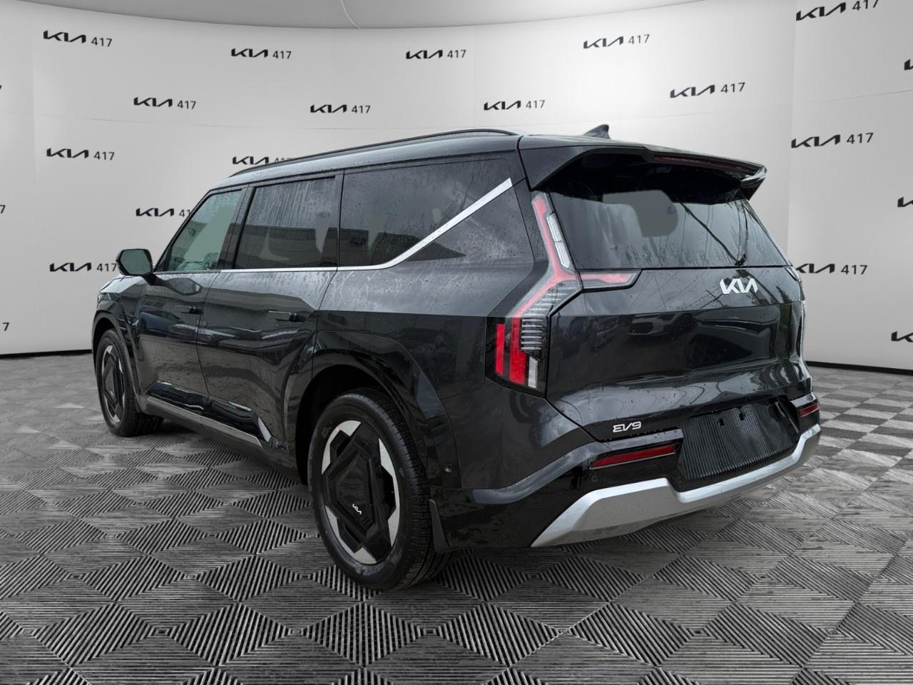 2026 Kia EV9 Land w/Premium Package AWD Photo