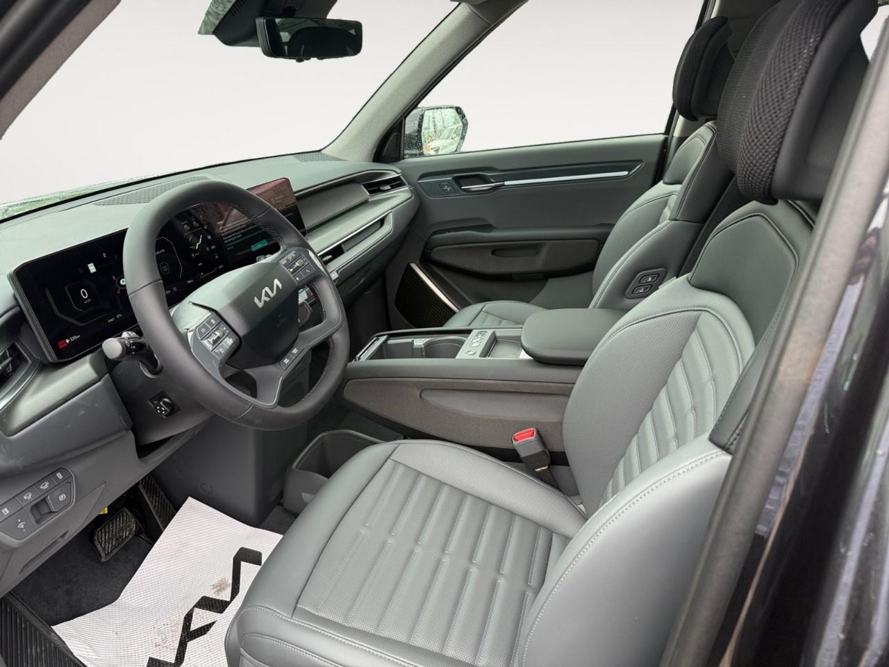 2026 Kia EV9 Land w/Premium Package AWD Photo