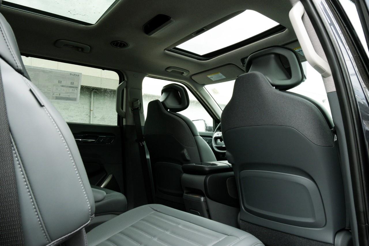 2026 Kia EV9 Land w/Premium Package AWD Photo