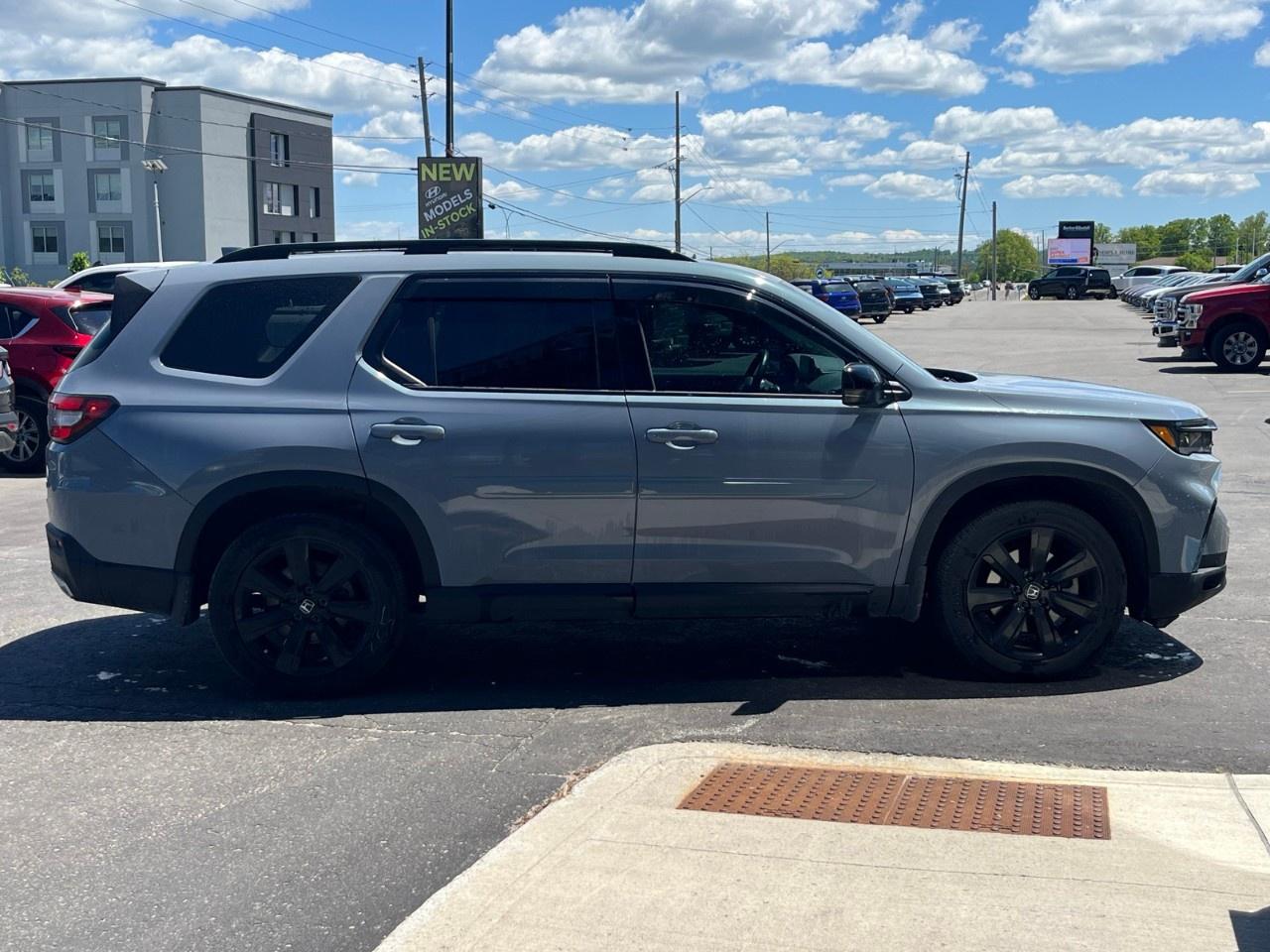 2025 Honda Pilot Black Edition AWD Photo