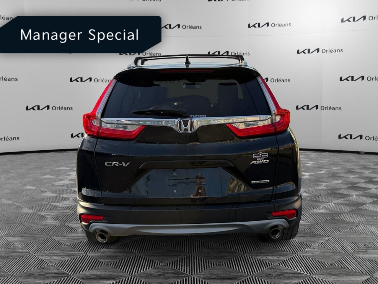 2017 Honda CR-V 4WD Touring Photo