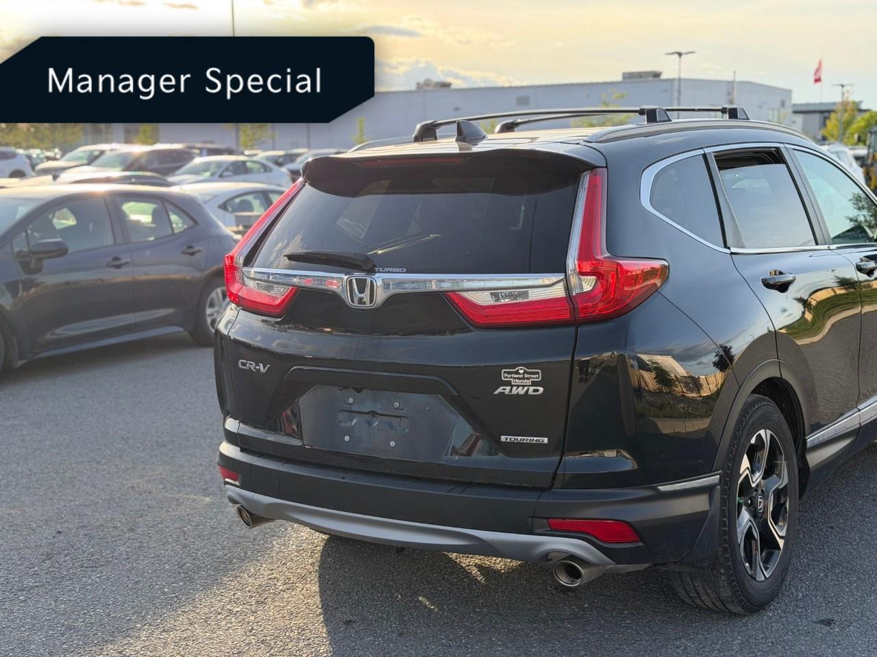 2017 Honda CR-V 4WD Touring Photo