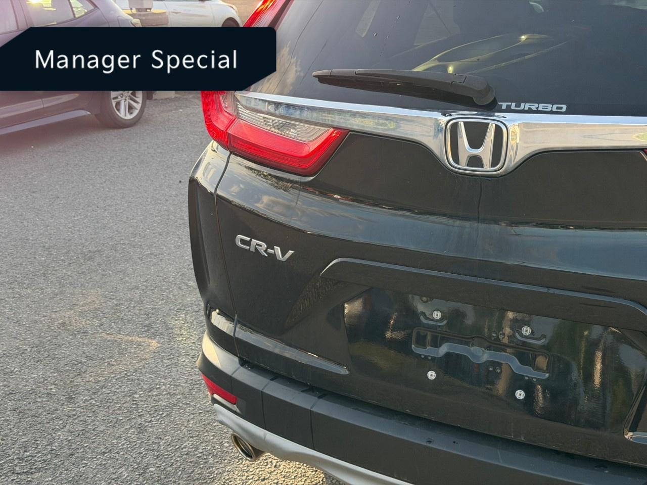 2017 Honda CR-V 4WD Touring Photo