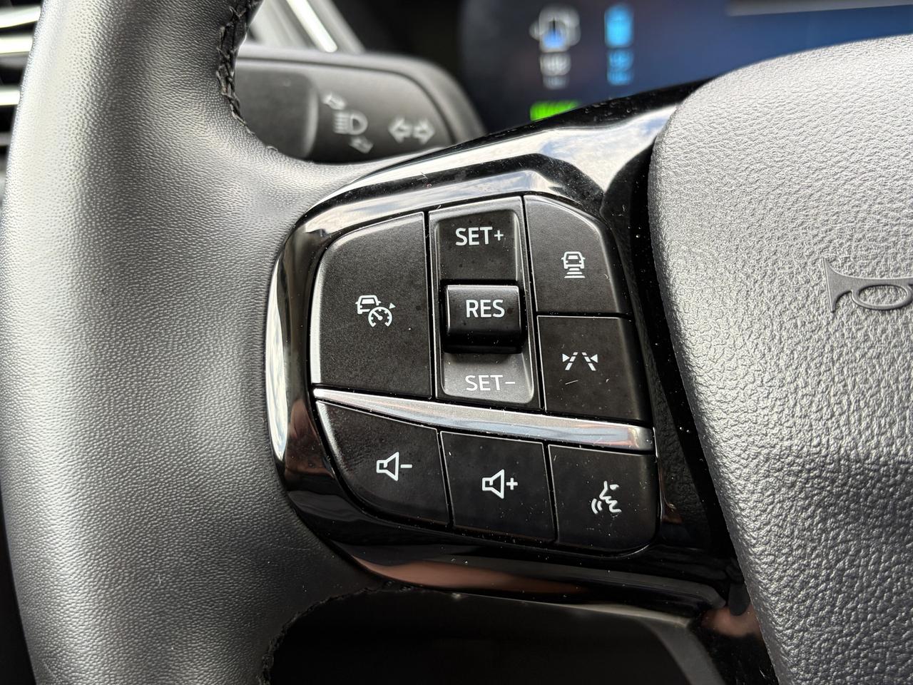 2024 Ford Escape PHEV FWD Photo