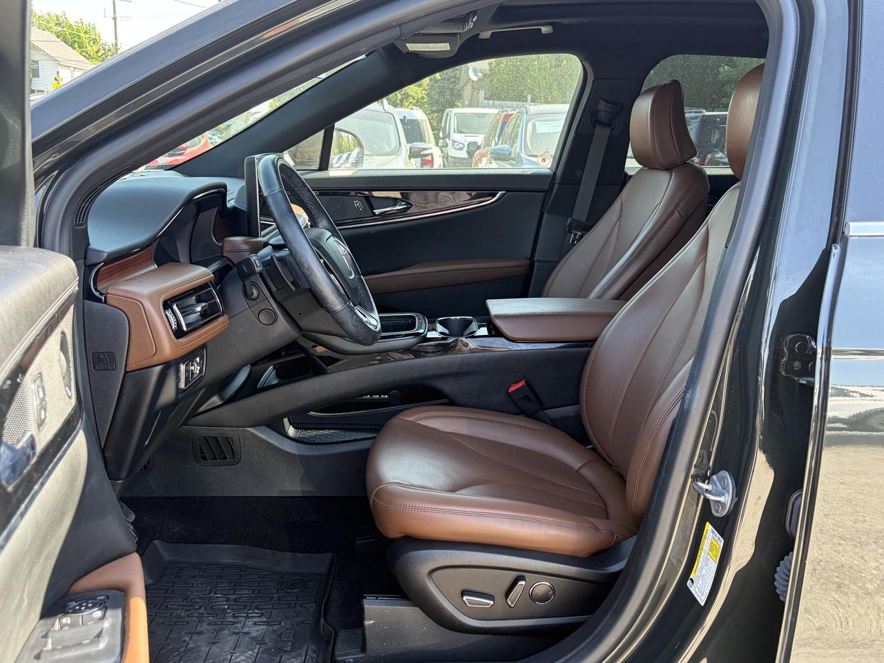2022 Lincoln Nautilus Reserve AWD Photo