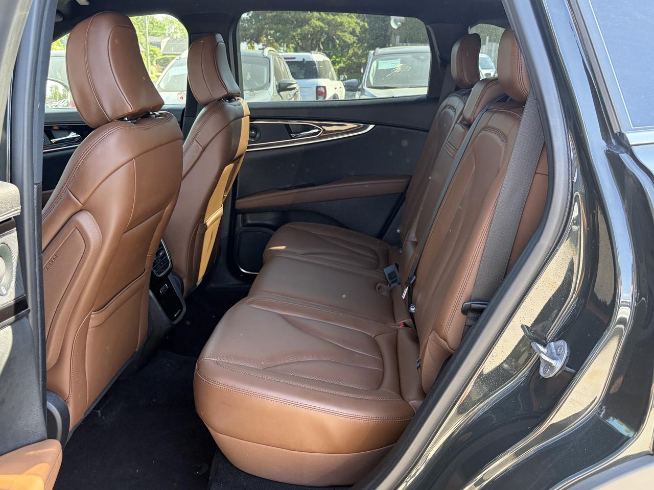 2022 Lincoln Nautilus Reserve AWD Photo