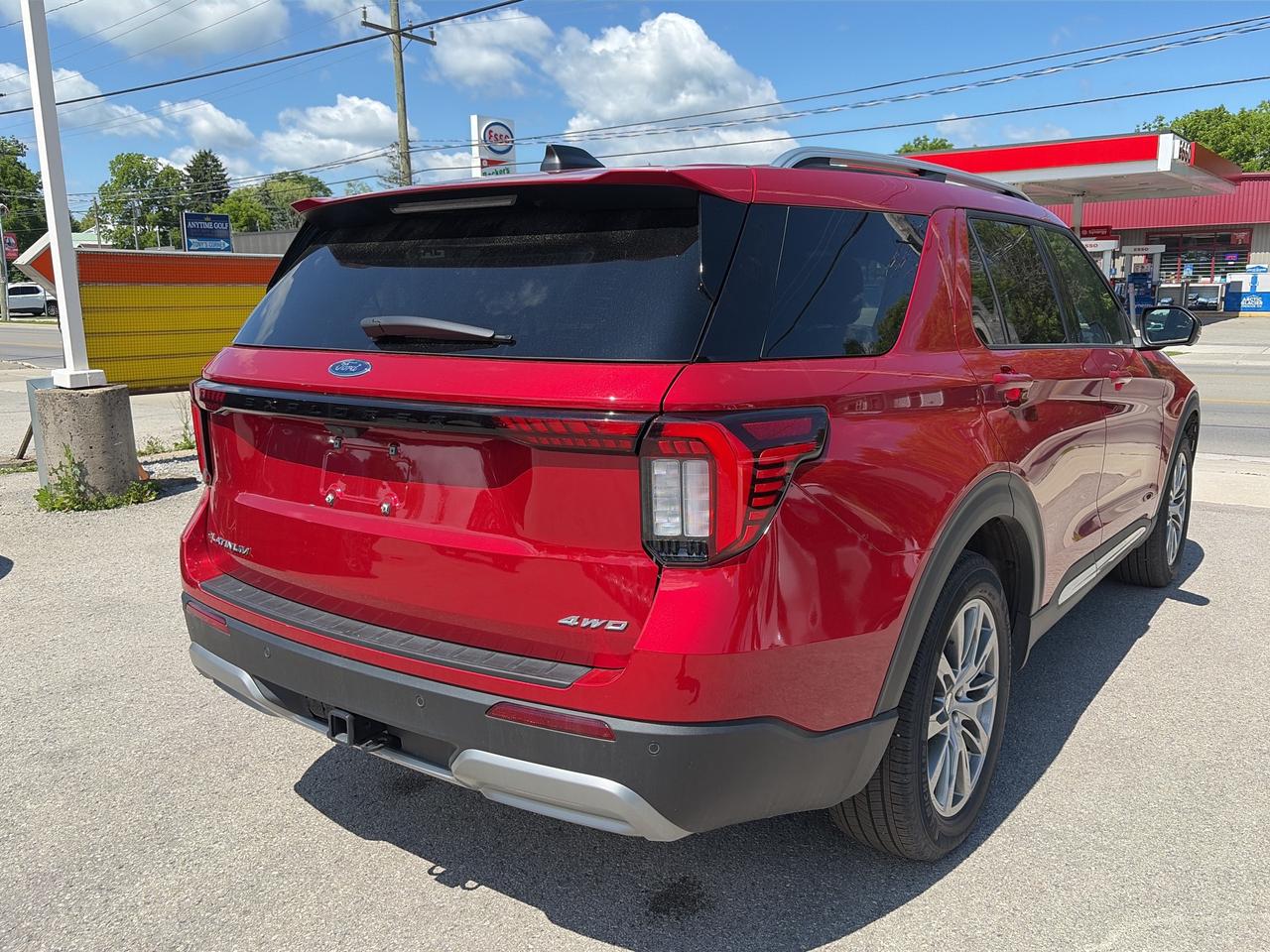 2026 Ford Explorer Platinum 4WD Photo