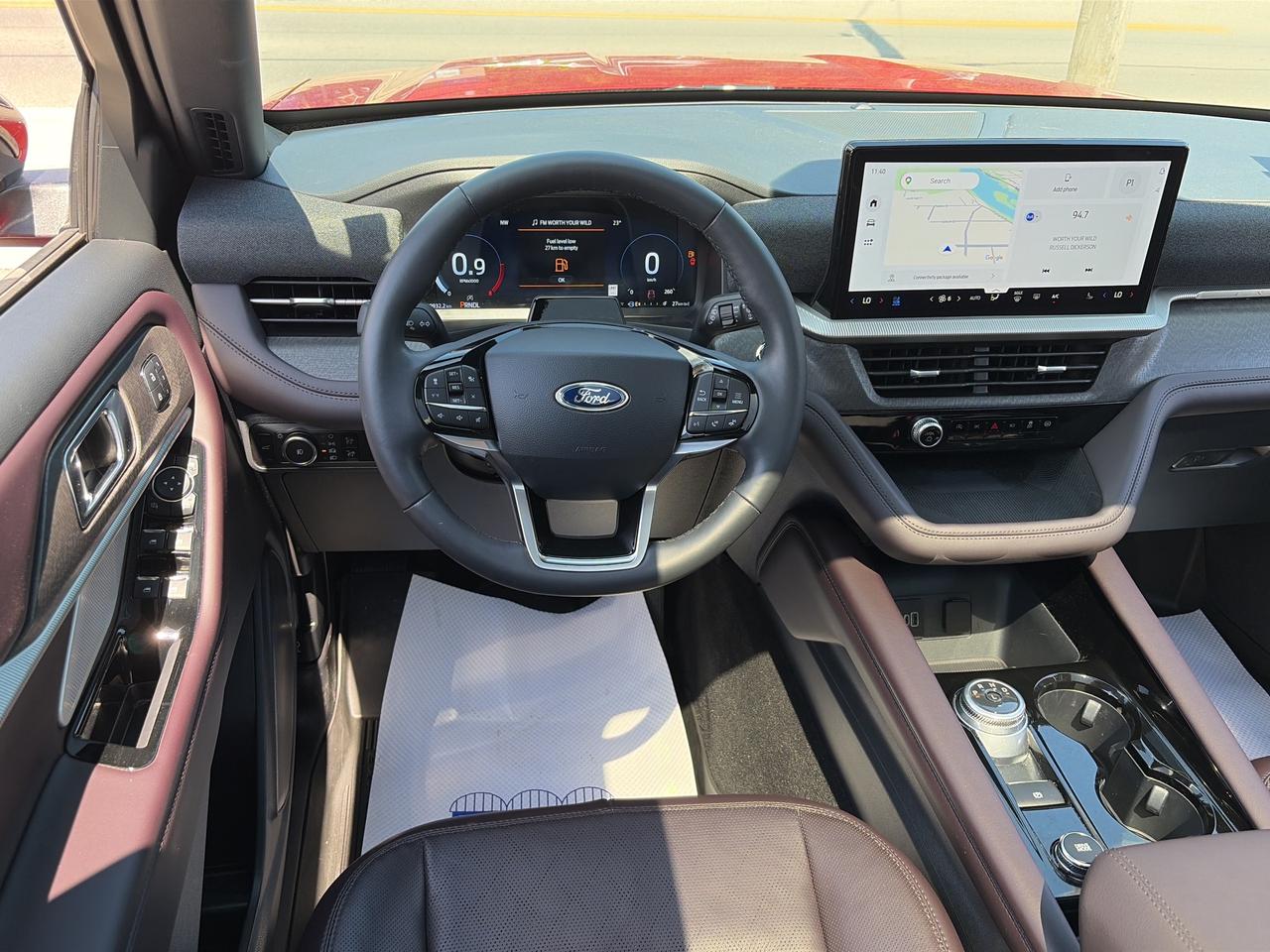 2026 Ford Explorer Platinum 4WD Photo