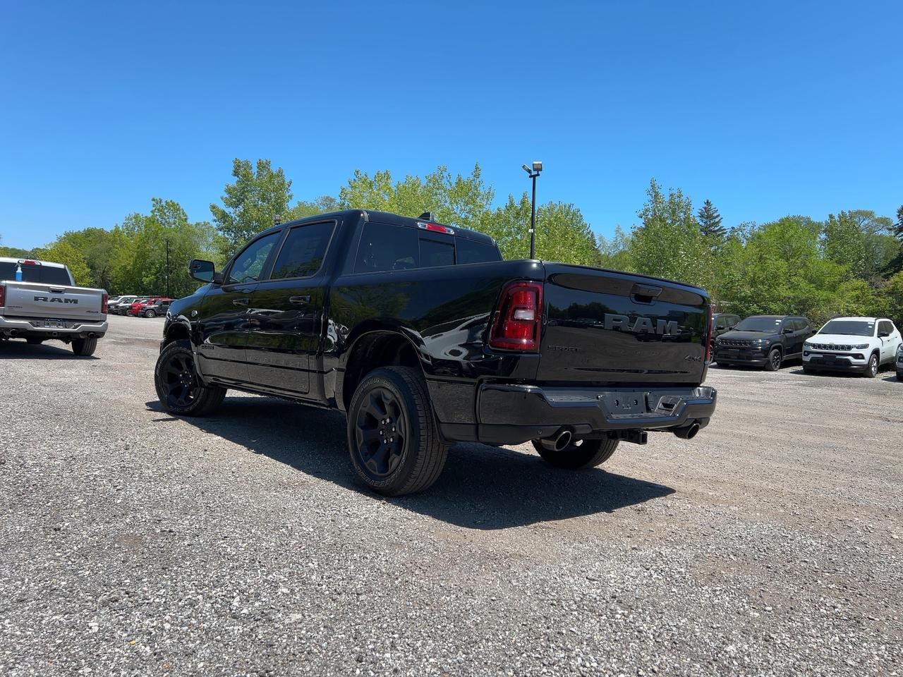 2026 RAM 1500 SPORT | Sport Hood | HEMI 3.92 | Pano Roof | Lvl1 Photo