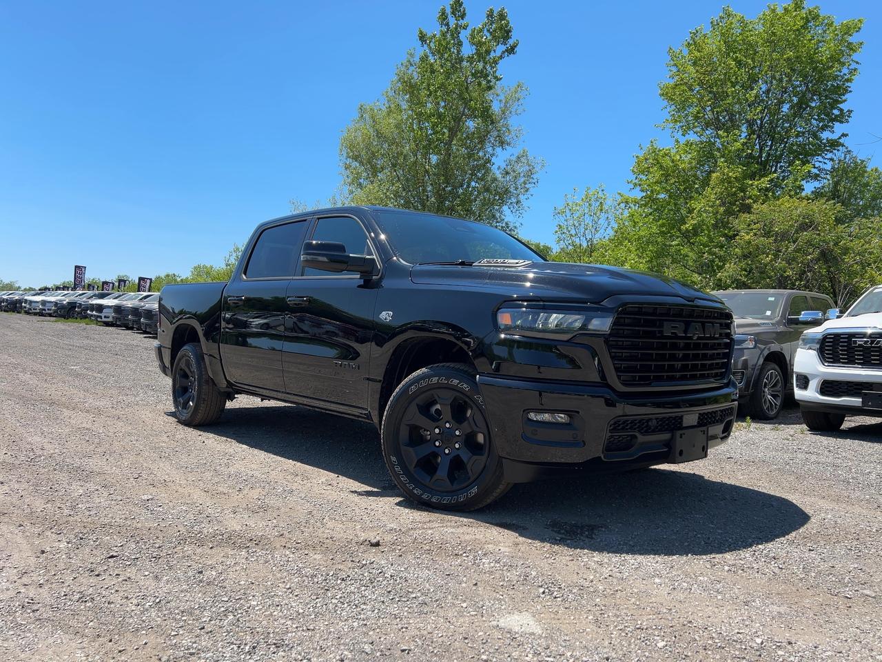 2026 RAM 1500 SPORT | Sport Hood | HEMI 3.92 | Pano Roof | Lvl1 Photo