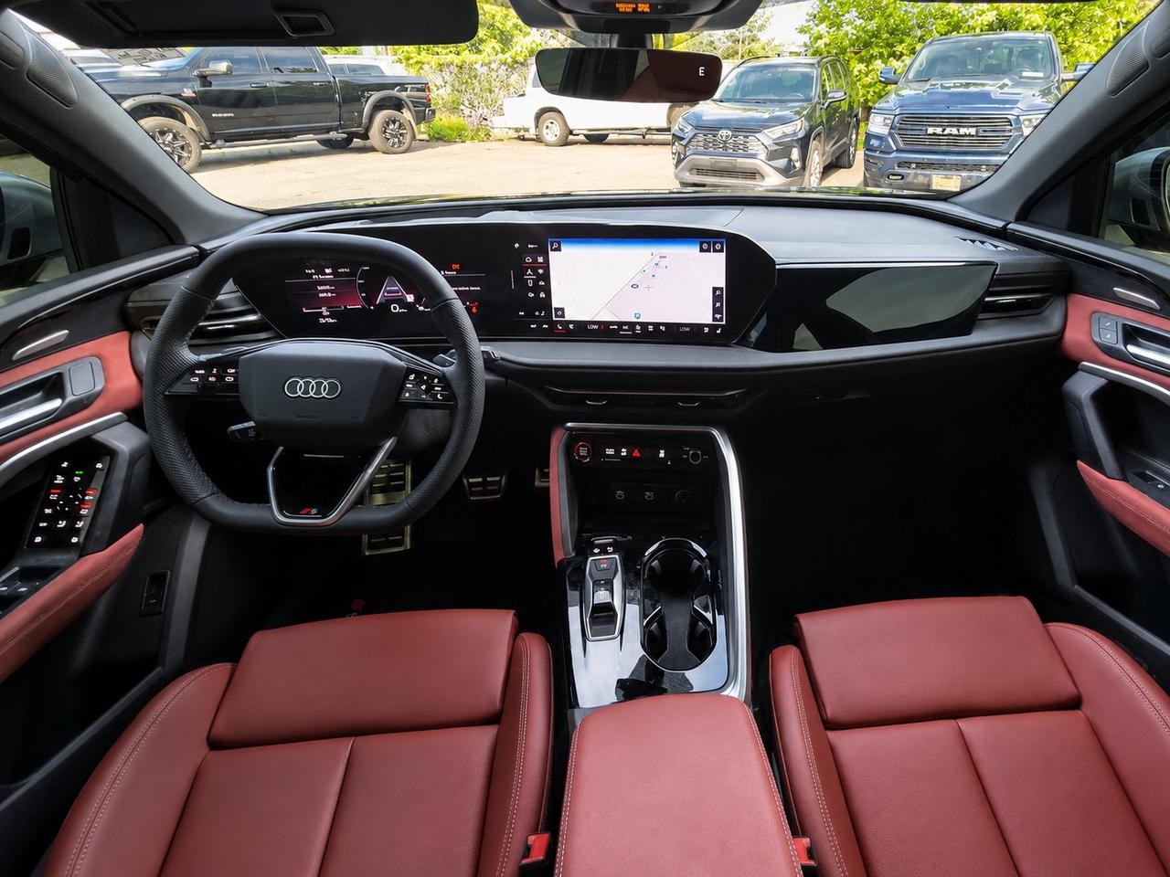 2025 Audi SQ5 Progressiv 3.0T | Red Leather | AWD Photo