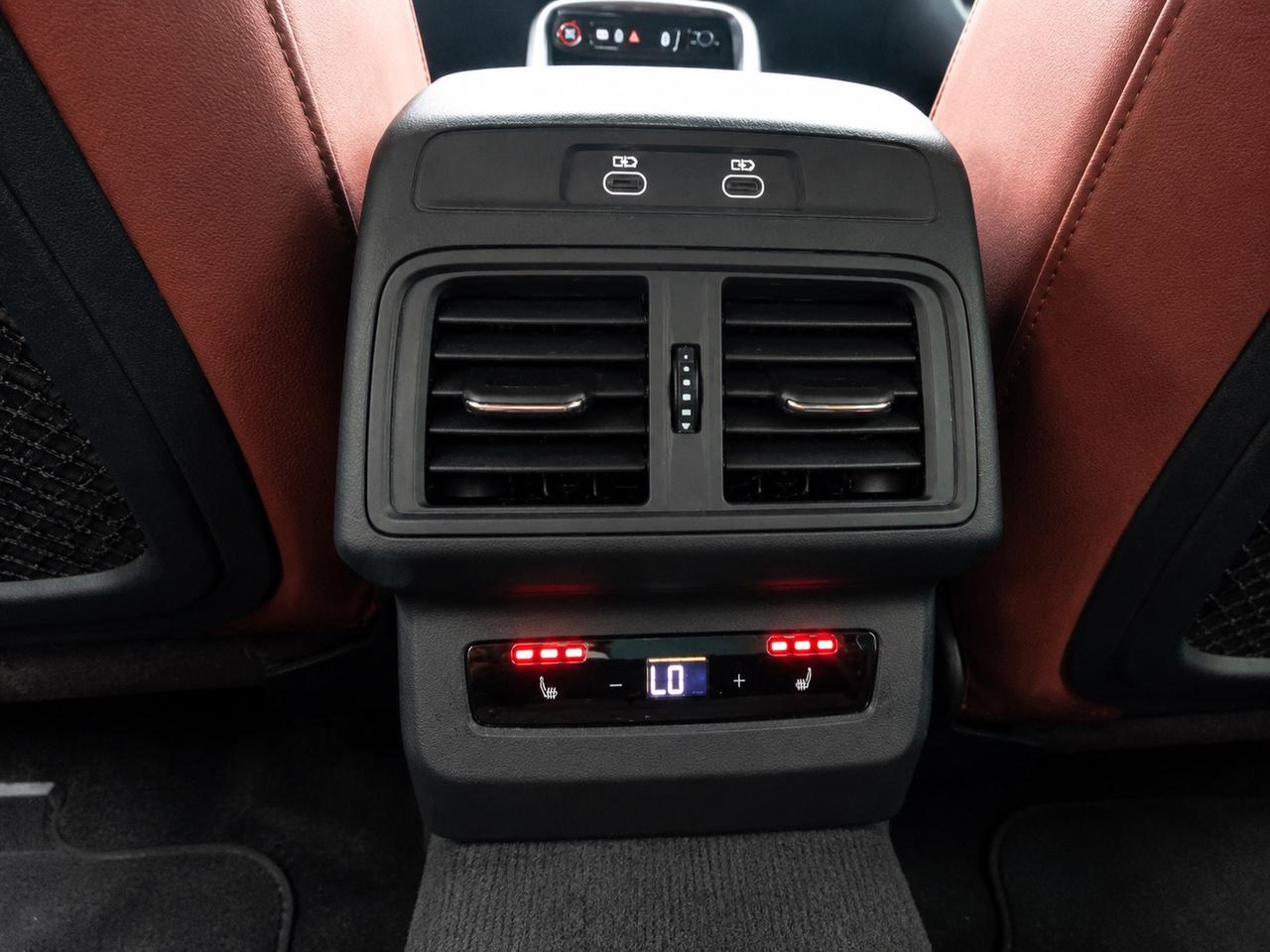 2025 Audi SQ5 Progressiv 3.0T | Red Leather | AWD Photo