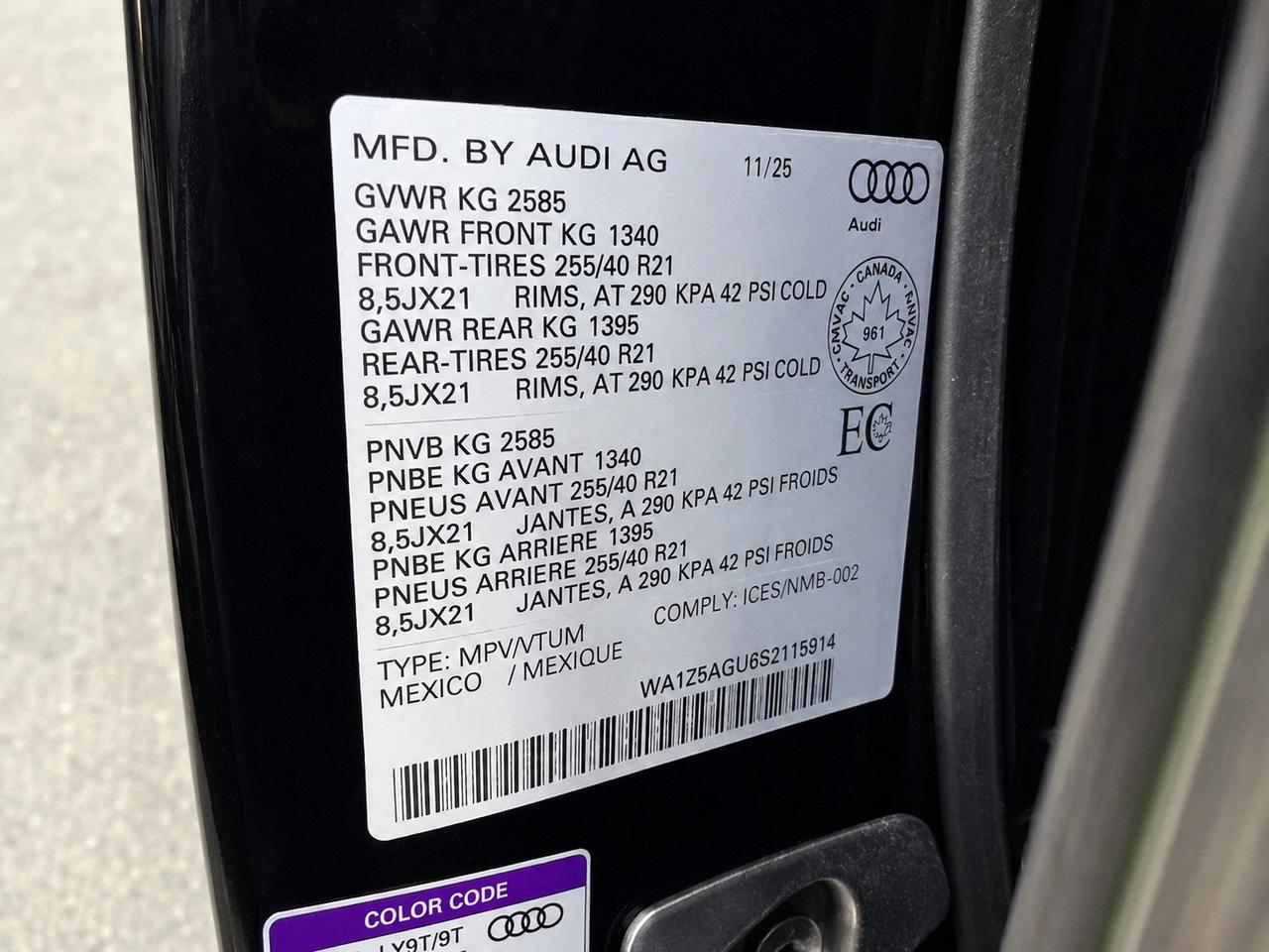 2025 Audi SQ5 Progressiv 3.0T | Red Leather | AWD Photo