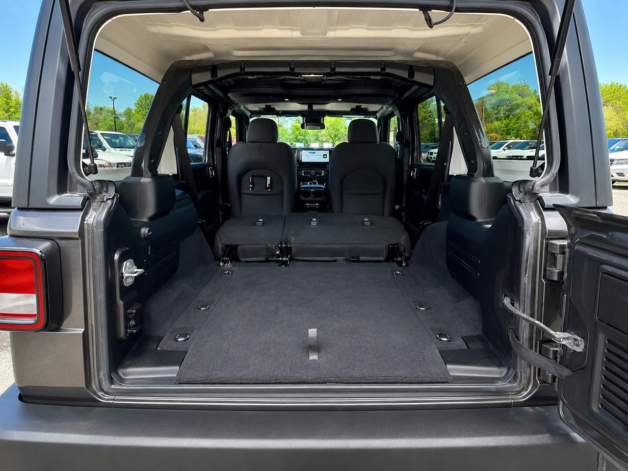 2024 Jeep Wrangler Sport S V6 4Dr | 6Spd Manual | HardTop | 4X4 Photo