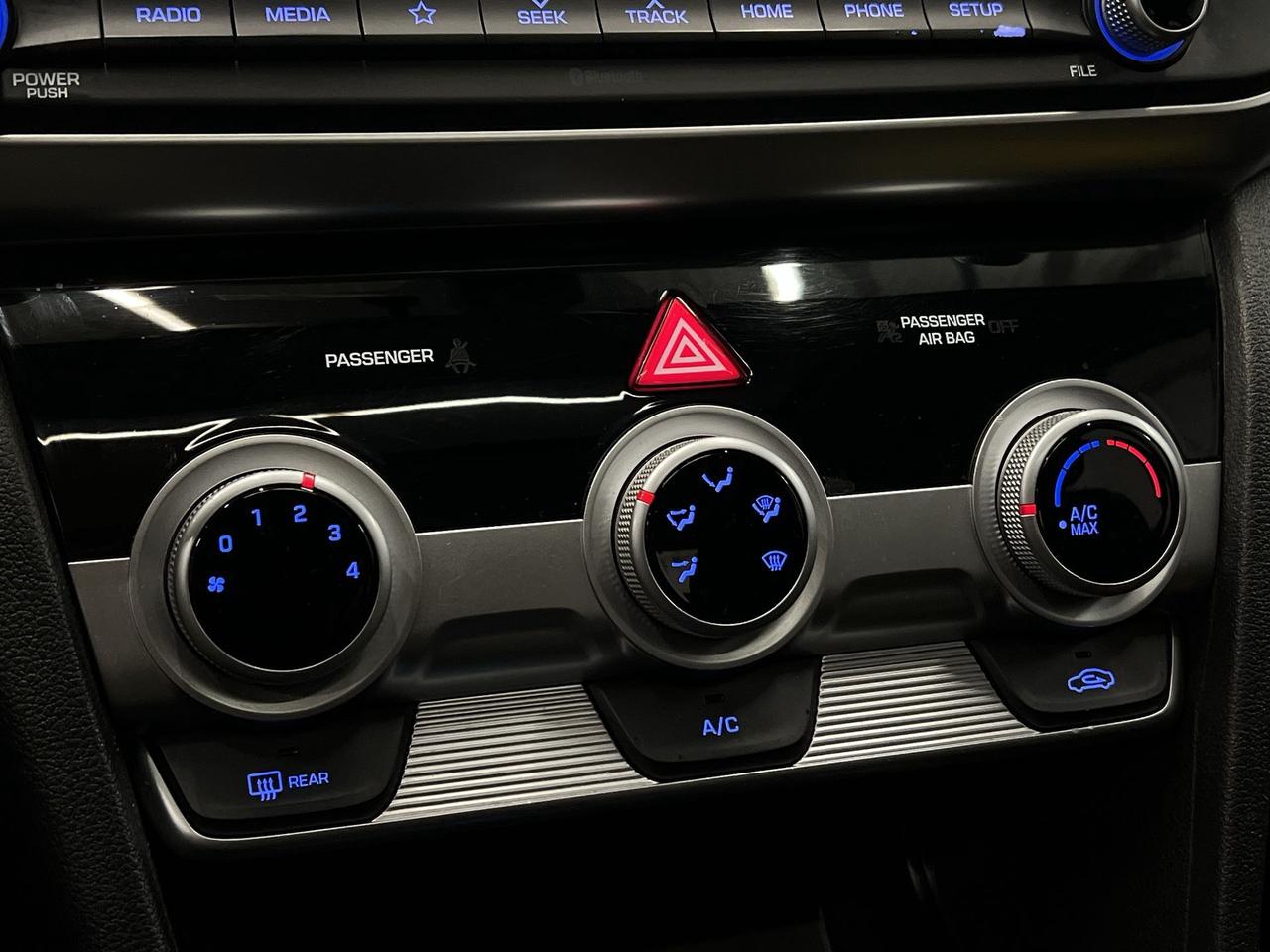 2020 Hyundai Elantra PREFERRED | SUN& SAFTEY PKG | SUNROOF | HTD SEATS Photo