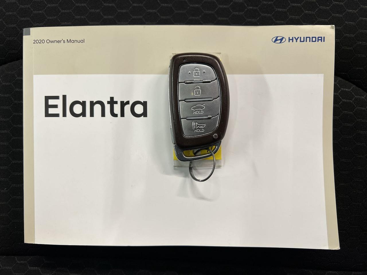 2020 Hyundai Elantra PREFERRED | SUN& SAFTEY PKG | SUNROOF | HTD SEATS Photo
