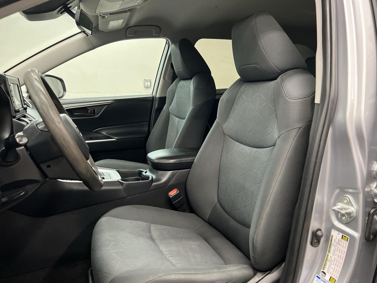 2020 Toyota RAV4 AWD | HTD SEATS | CARPLAY | ADAPT. CRUISE | A/C Photo